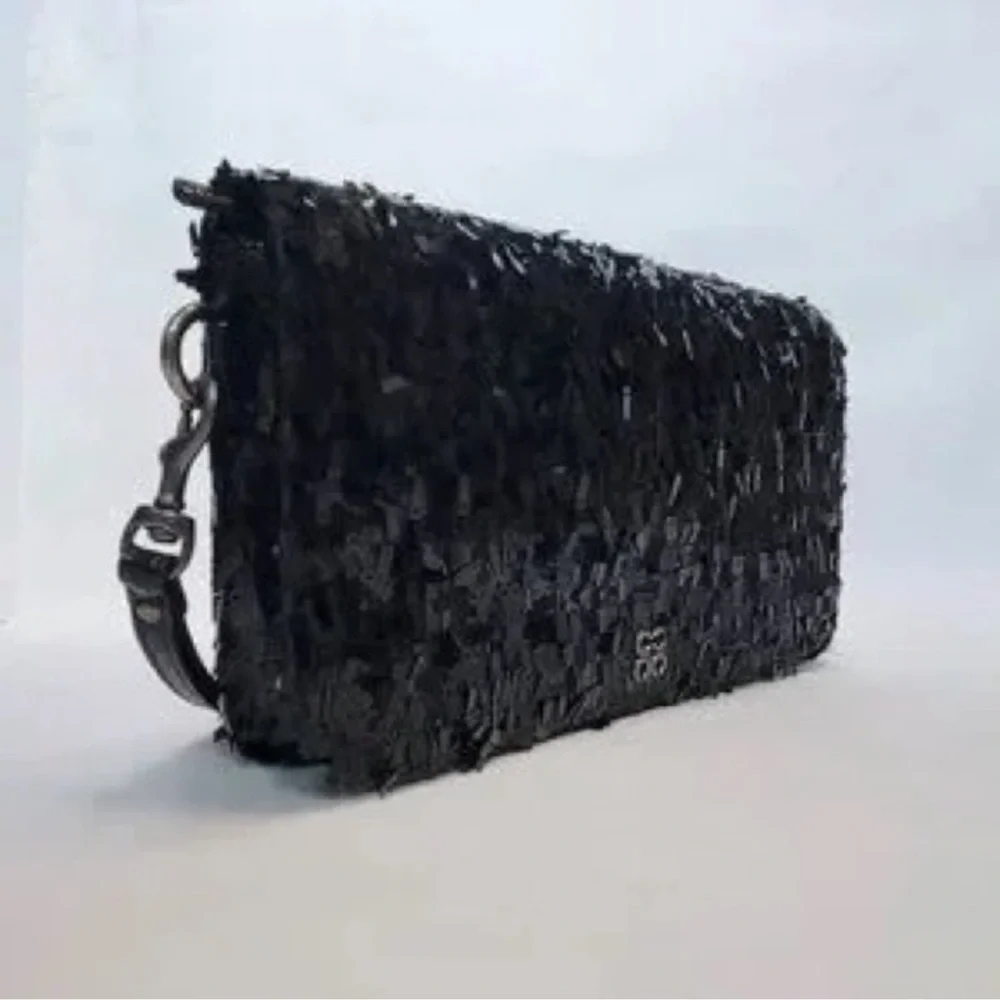 Limited EDT. Coach Black Party Sequin Clutch. Full size - Picture 6 of 8